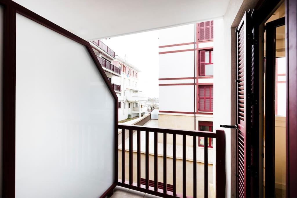 Portuko. Basquenjoy Hondarribia Exterior foto